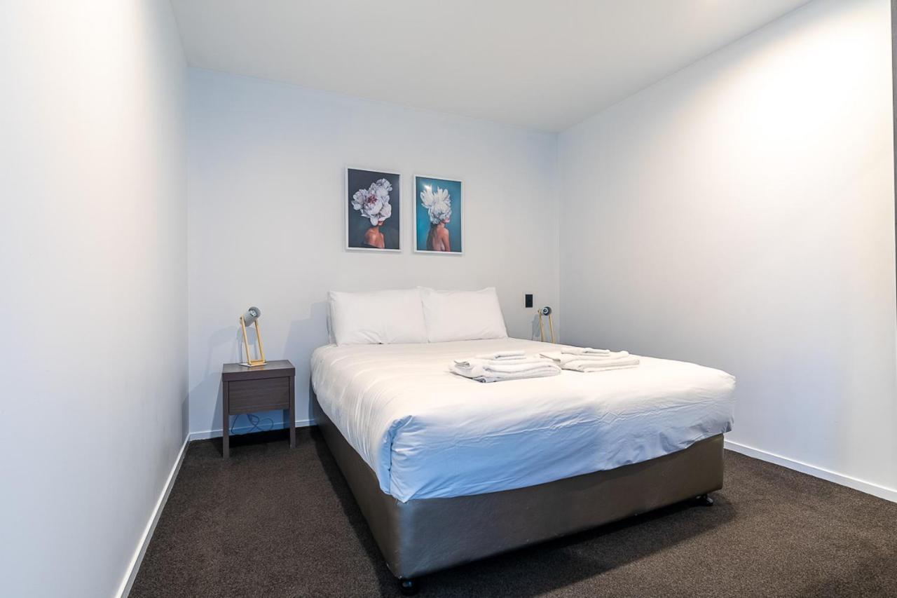 2 Bedroom Apt W/ Private Balcony + Netflix Near Spark! Auckland Eksteriør billede